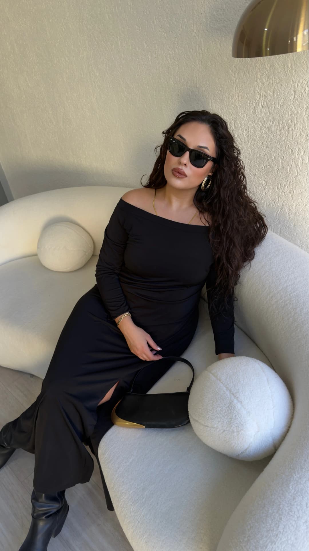 Sandy Kumaş Madonna Yaka Elbise