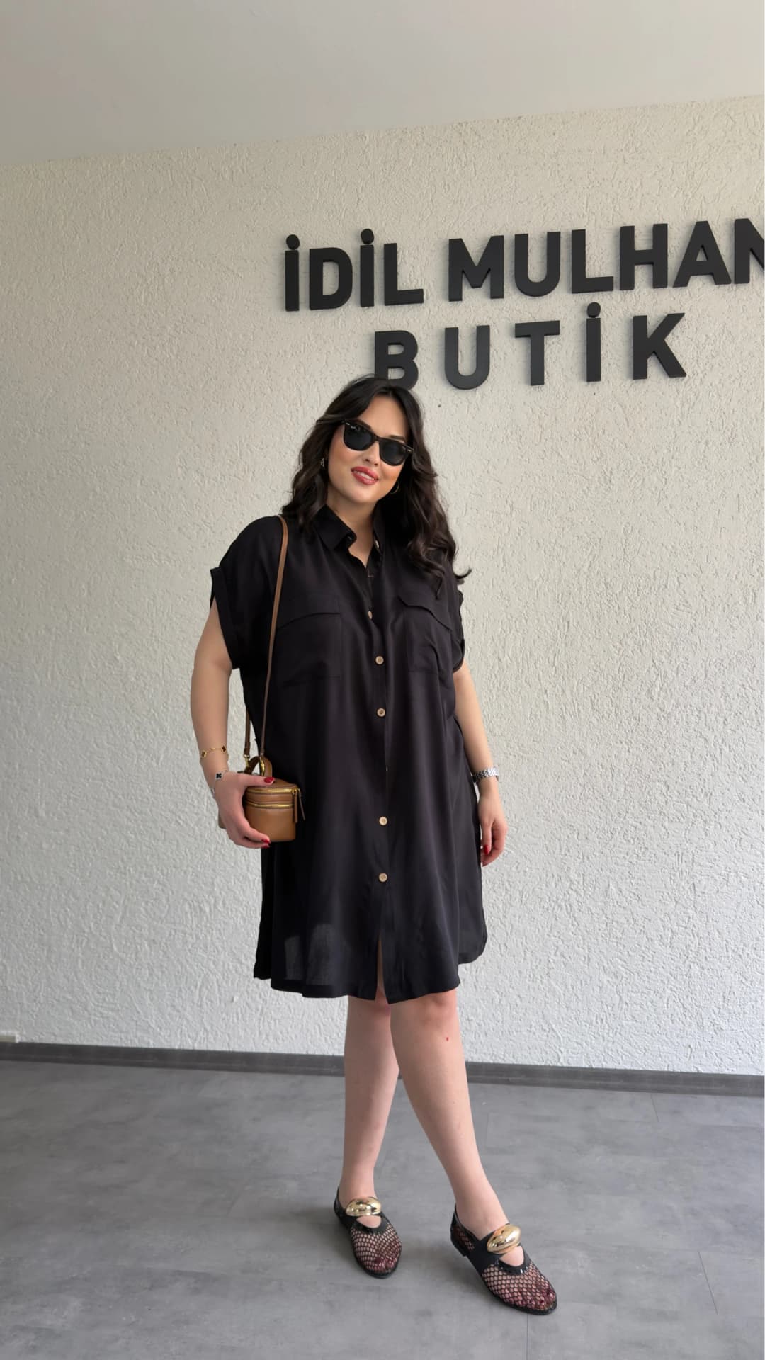 Kuşak Detaylı Gömlek Elbise - Siyah