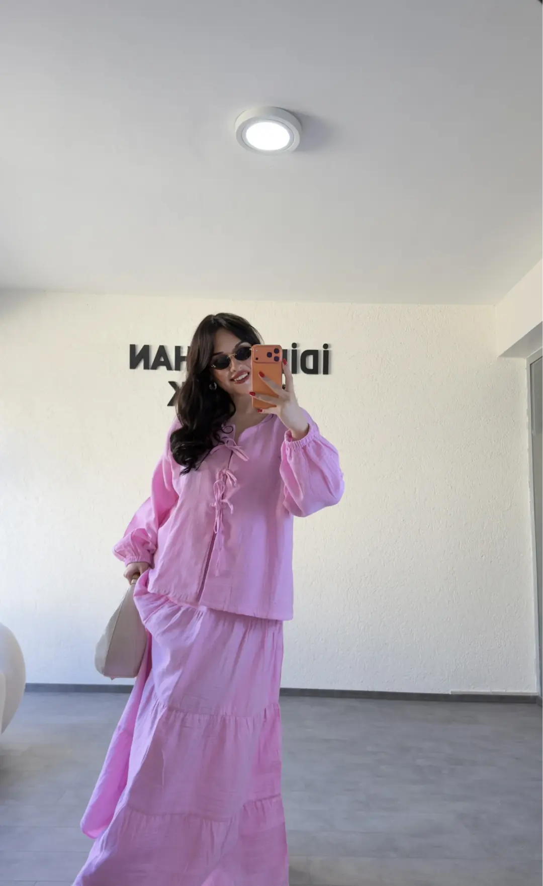 Bağcıklı Bluz Ve Katlı Etek Takım