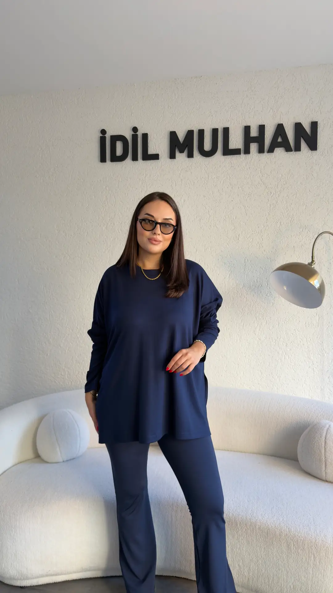 Yan Yırtmaçlı Rahat Kalıp Sweatshirt - Lacivert