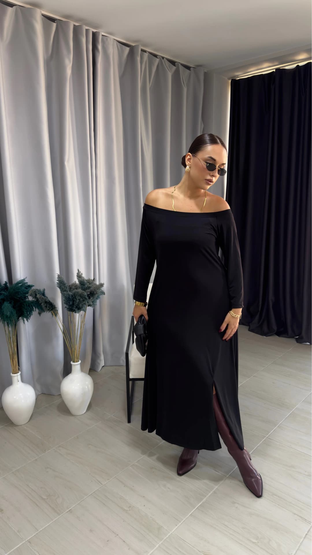 Sandy Kumaş Madonna Yaka Elbise