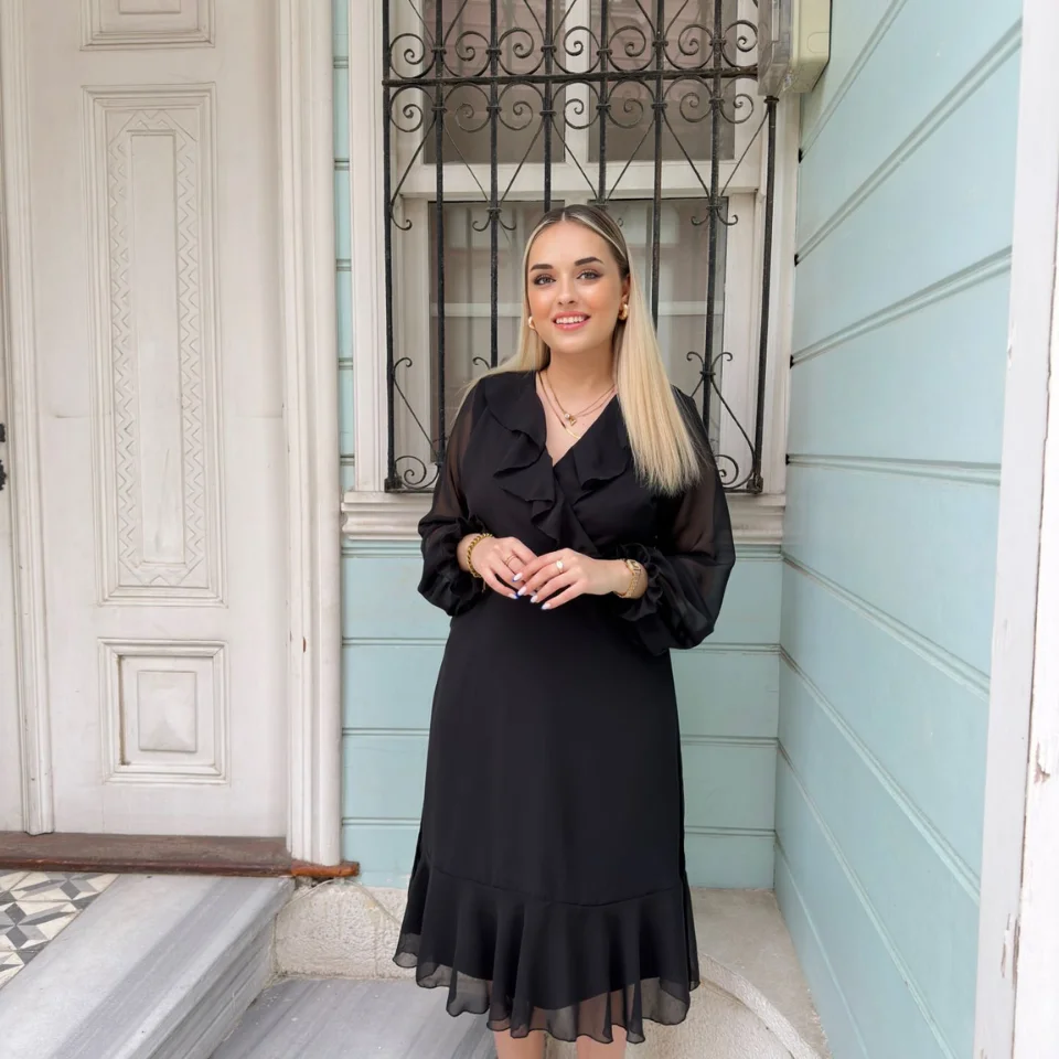 Kruvaze Yaka Fırfırlı Elbise