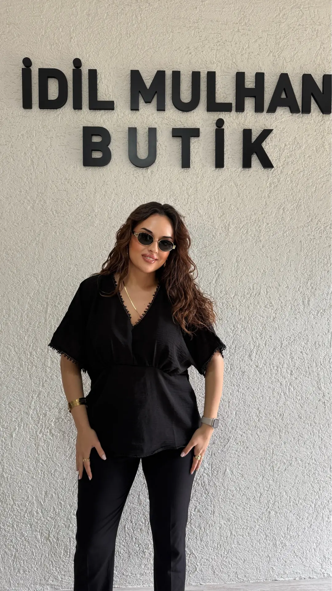 Keten İşlemeli Bluz