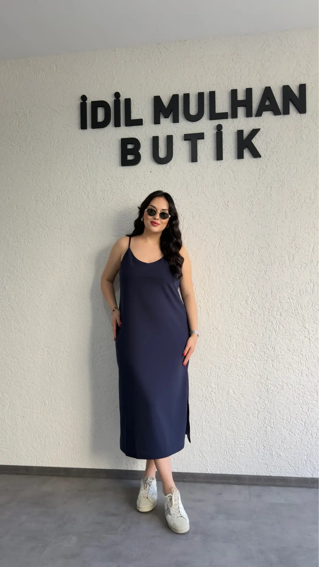 Ayarlanabilir Askılı Elbise
