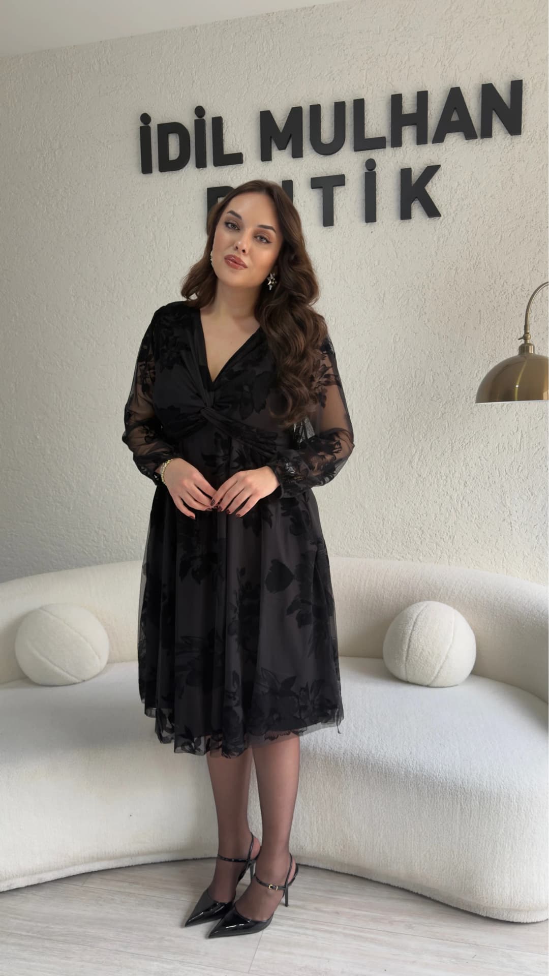 Çiçek Desenli Tül Elbise