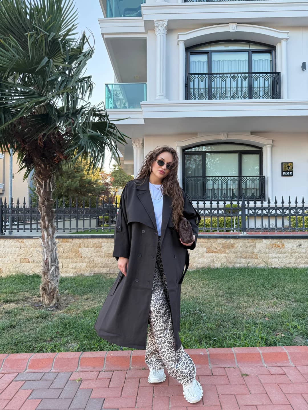 Düğme Detaylı Trençkot - Acı Kahve