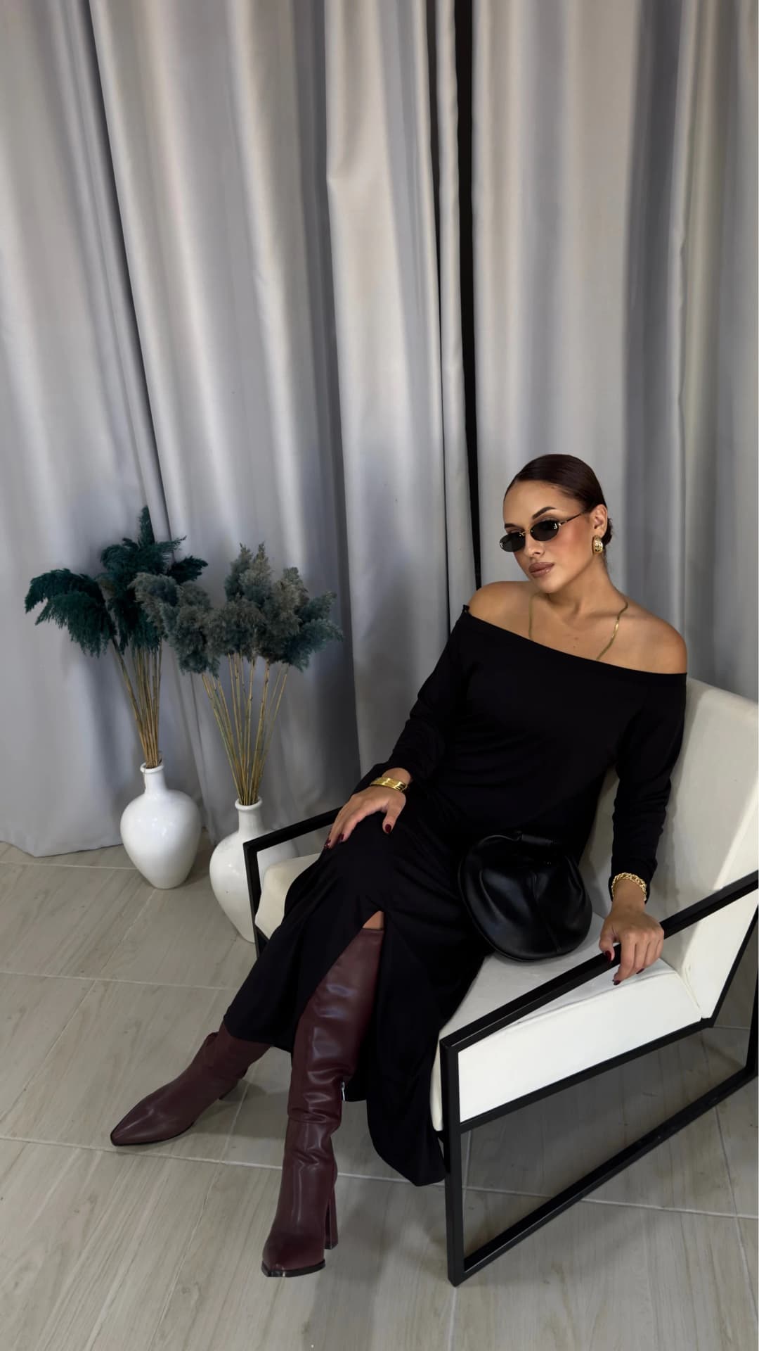 Sandy Kumaş Madonna Yaka Elbise