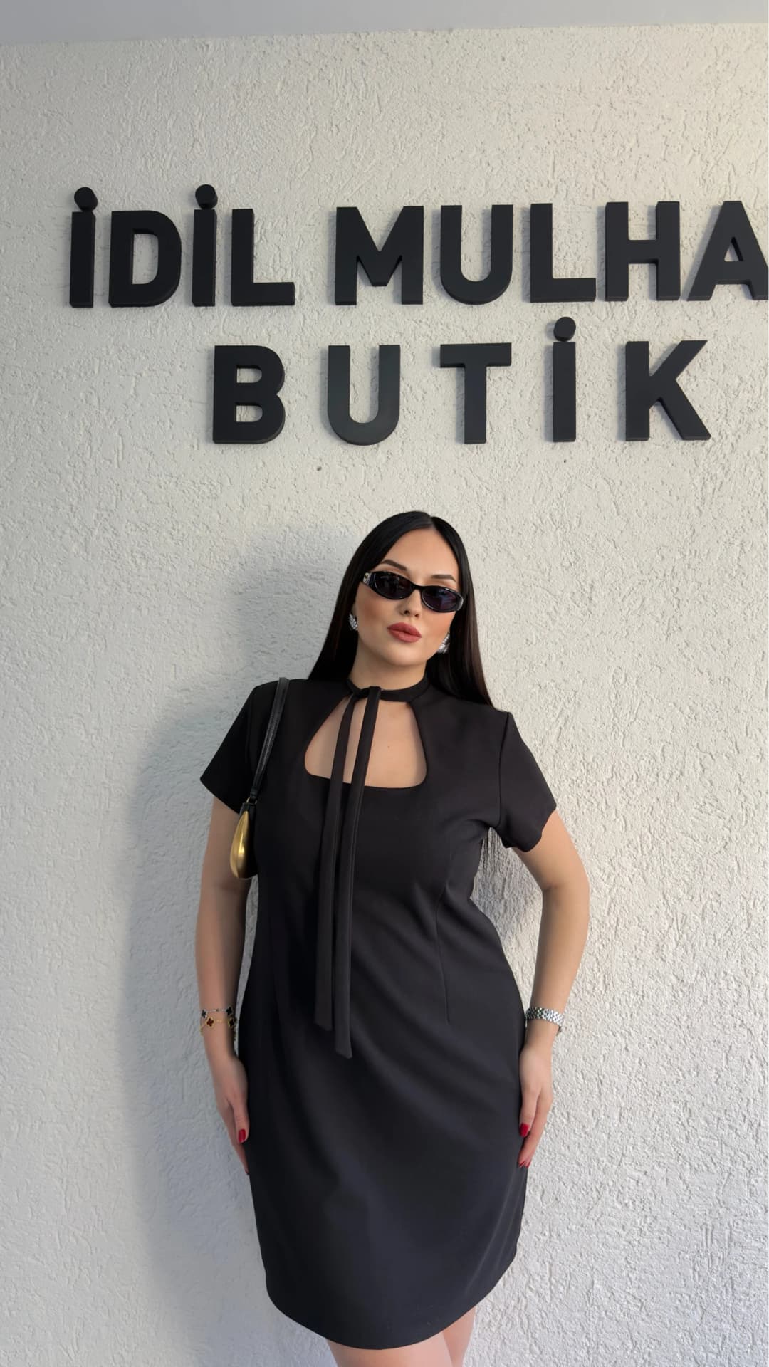 Zr Model Yaka Bağlama Detaylı Elbise